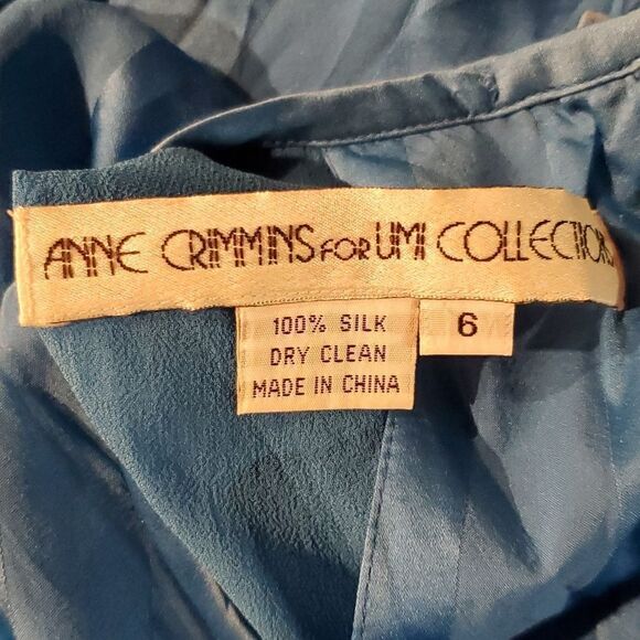 Anne Crimmins for UMI Collection blue silk long sleeve blouse - Picture 6 of 7